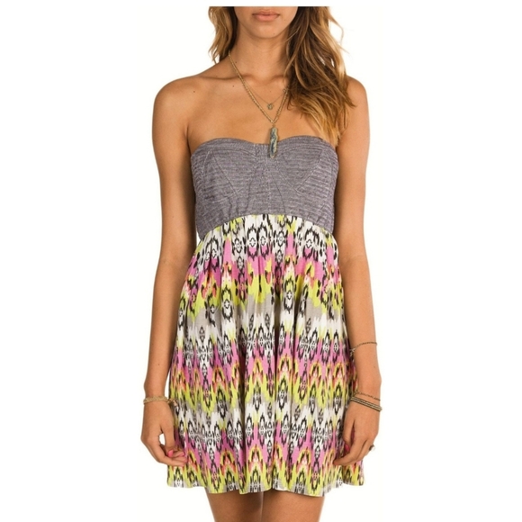 💚5/$25 BILLABONG Mix 'N Up Mini Dress Strapless Multicolor Size Small - Picture 1 of 6